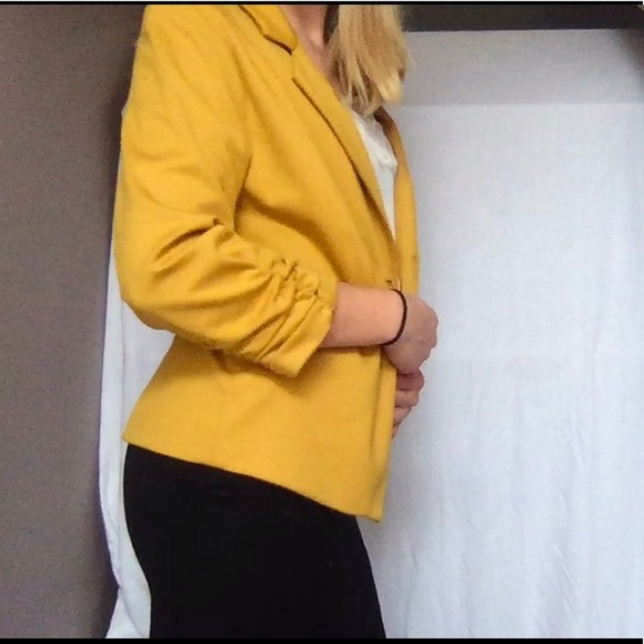 ❌SOLD❌Mustard Color Kenar Blazer - Picture 5 of 6